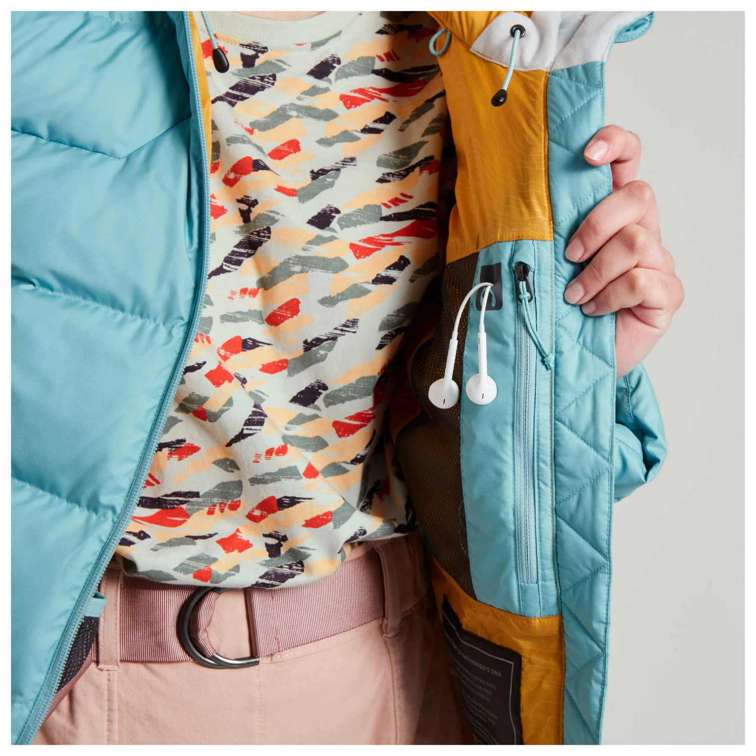 Kathmandu - Women's Epiq Hooded Down Jacket V - Doudoune – Image 5